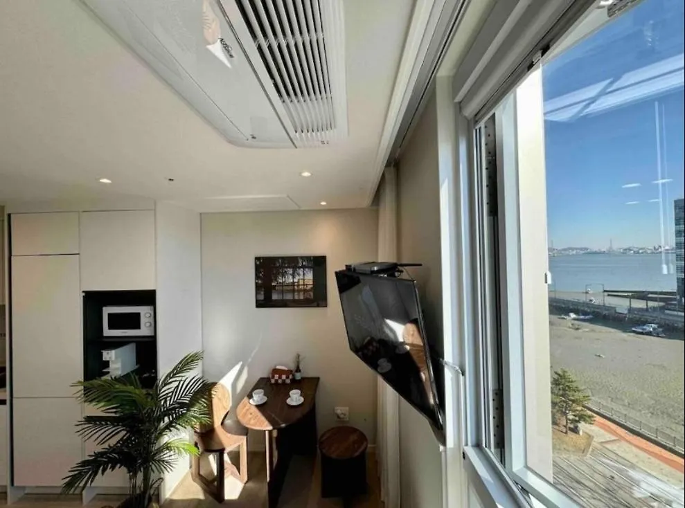 Cove Stay-611 Incheon 3*,